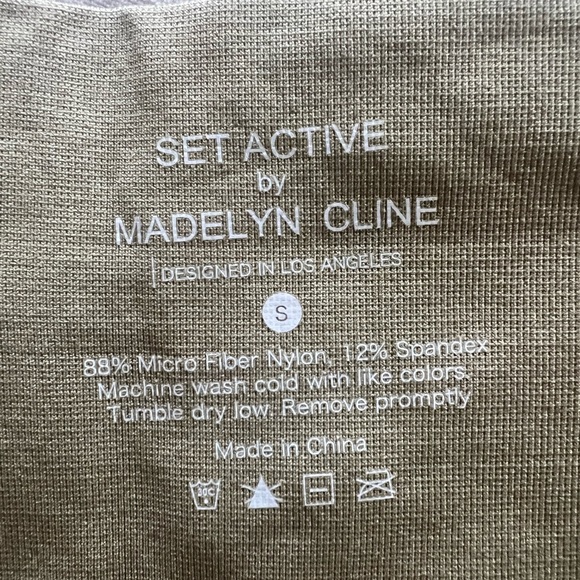 Set Active Set - Picture 4 of 5